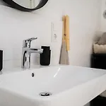 Apartment 1 Bedroom - Zentral - Wifi - Kaffee - Netflix