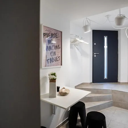 1 Bedroom - Zentral - Wifi - Kaffee - Netflix