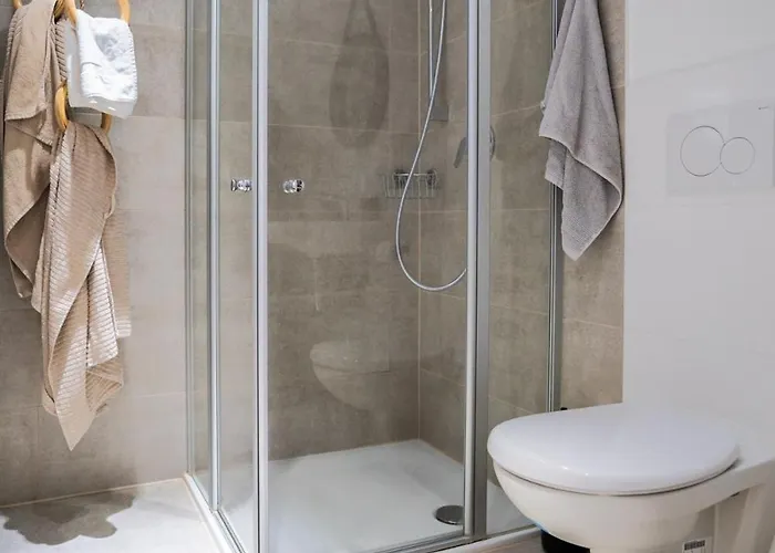 1 Bedroom - Zentral - Wifi - Kaffee - Netflix Lägenhet Rüdesheim am Rhein